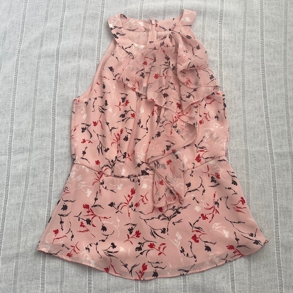 WHBM romantic pink floral sleeveless blouse with cascading ruffle. - Picture 1 of 15